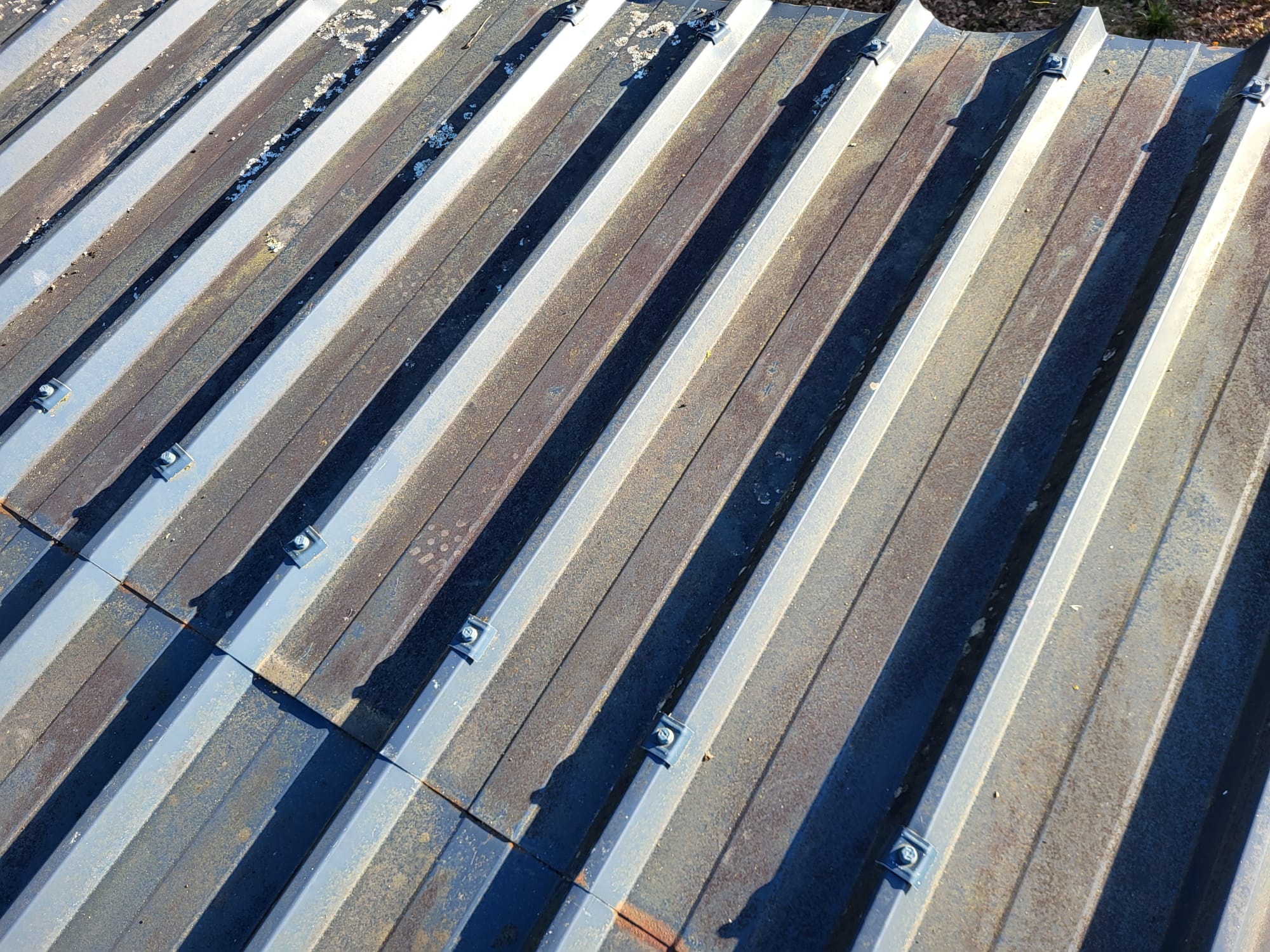 Bardage métallique traité anti-corrosion après traitement